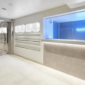Shinjuku N.u.t.s 2* Tōkyō